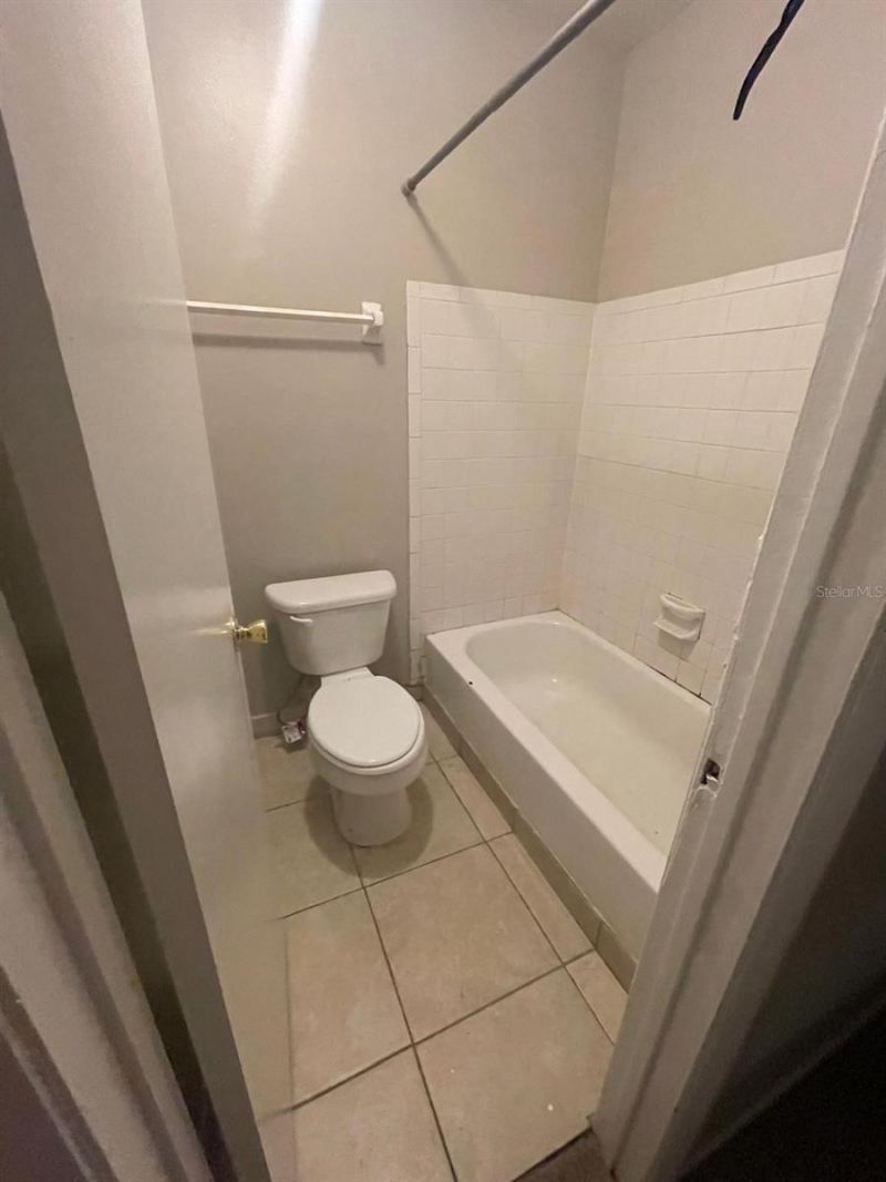 4149 S Semoran Boulevard , Unit 15, Orlando, FL 32822 Photo