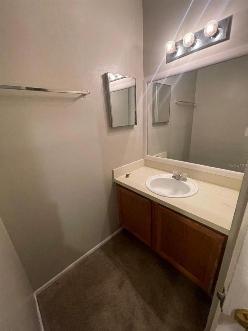 4149 S Semoran Boulevard , Unit 15, Orlando, FL 32822 Photo