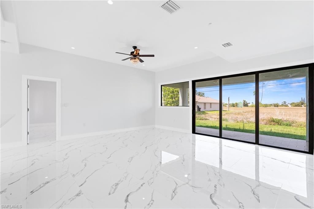 2027 NE 18th St , Cape Coral, FL 33909 Photo