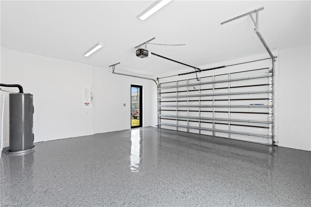 2027 NE 18th St , Cape Coral, FL 33909 Photo