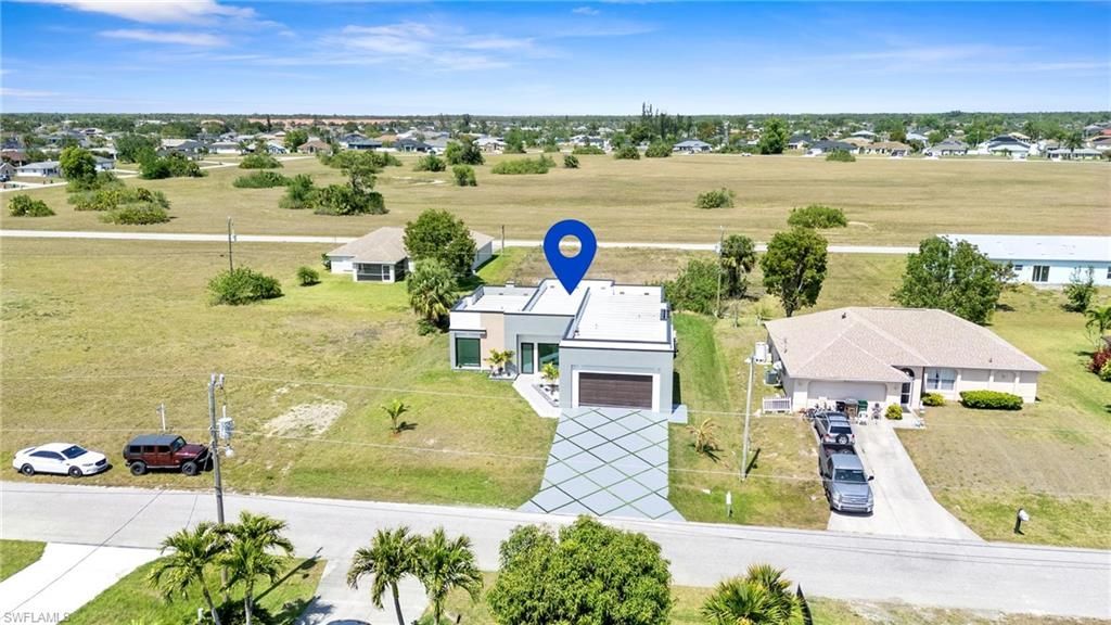 2027 NE 18th St , Cape Coral, FL 33909 Photo