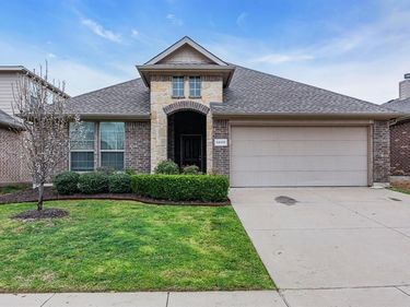 13117 N Larks View Point, Fort Worth, TX 76244