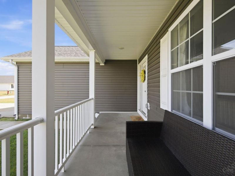 102 Toms Turnaround, Mount Orab, OH 45154 Photo 2