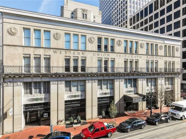 334 CARONDELET Street, Unit 302, New Orleans, LA 70130