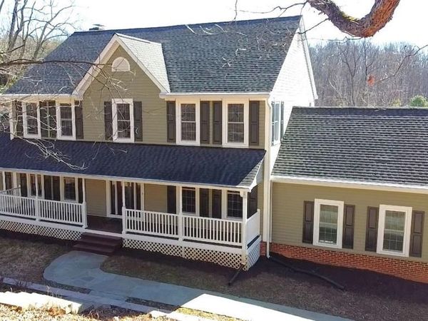 6885 WALNUT HEIGHTS DRIVE , WARRENTON, VA 20186