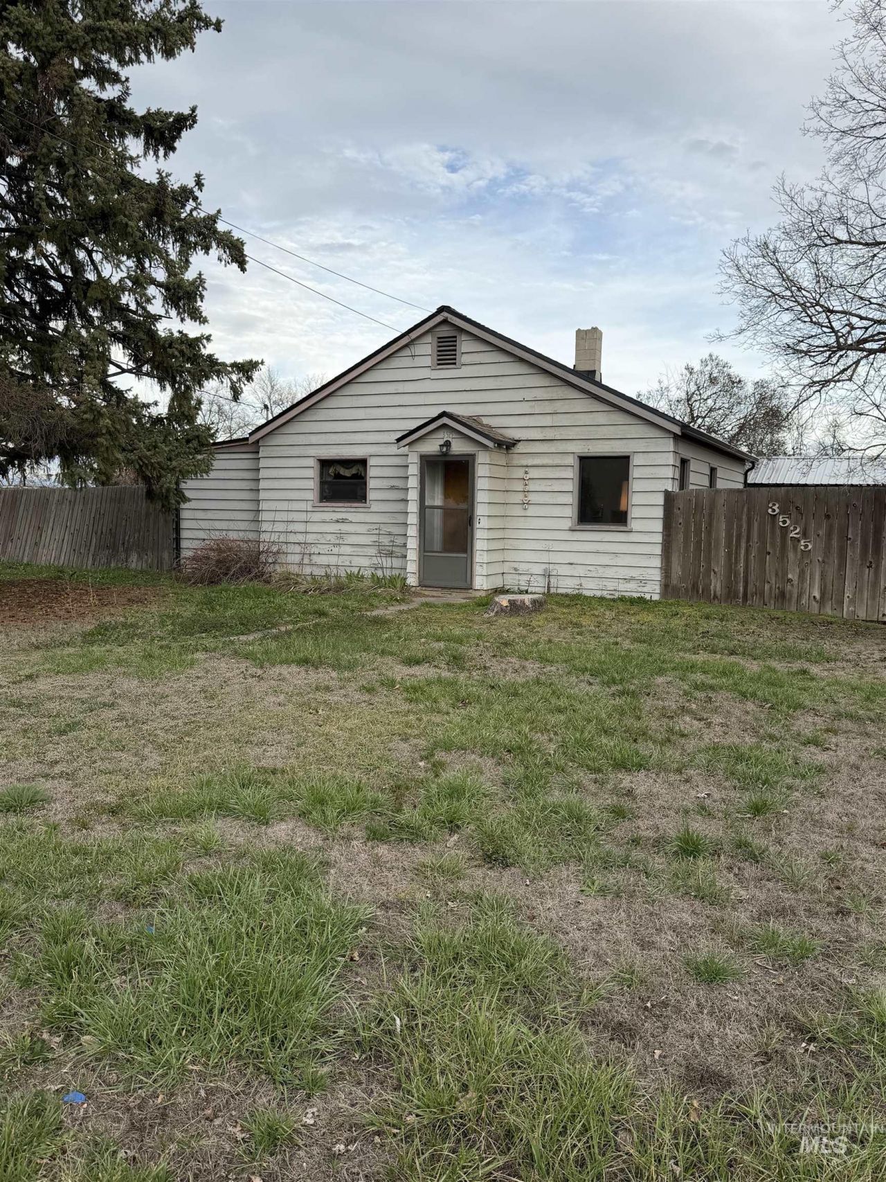 3525 13th St primary photo