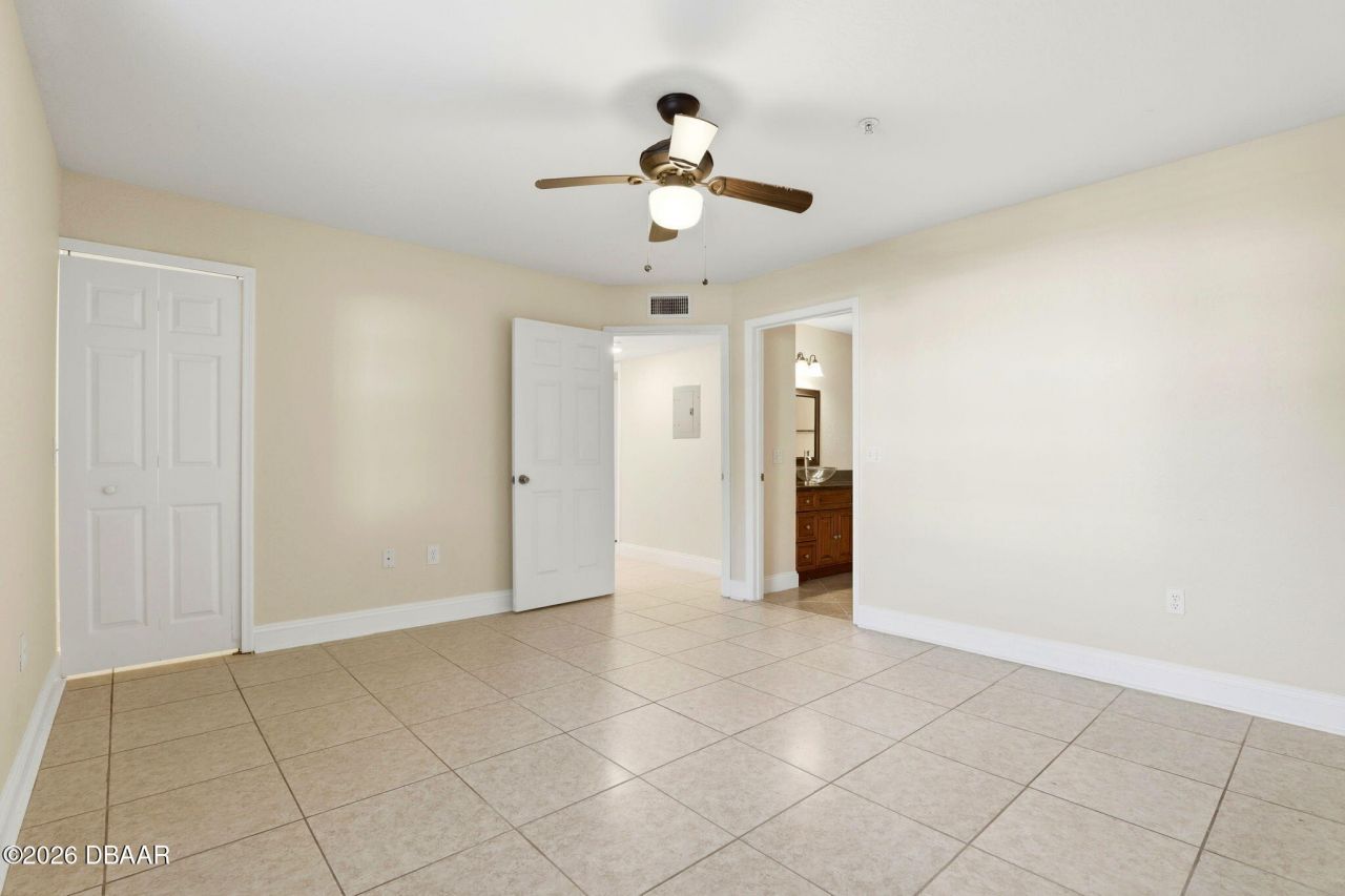 13839 Fairway Island Drive, Unit 111, Orlando, FL 32837 Photo