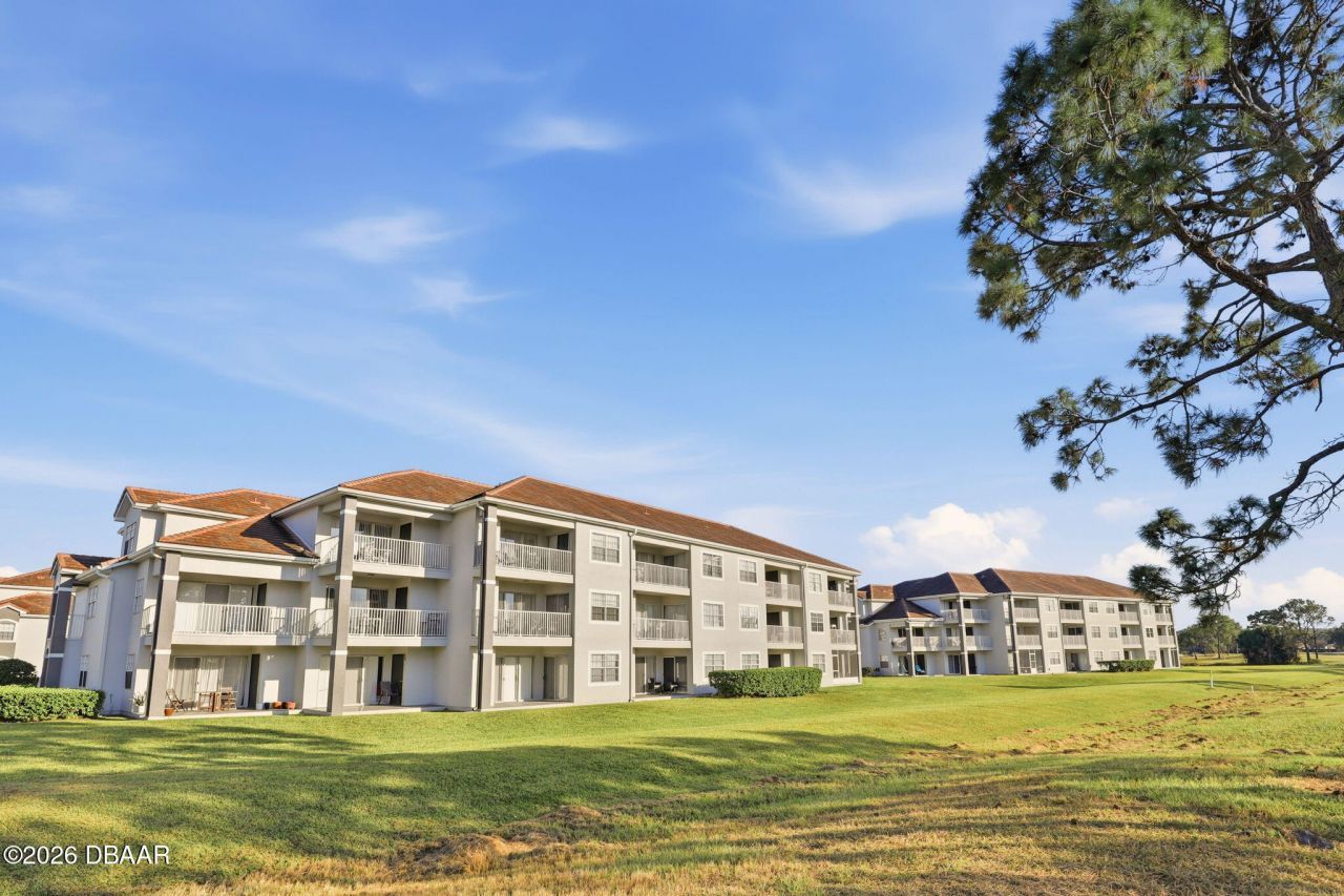 13839 Fairway Island Drive, Unit 111, Orlando, FL 32837 Photo