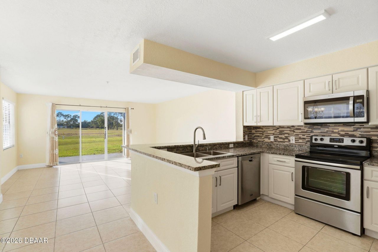 13839 Fairway Island Drive, Unit 111, Orlando, FL 32837 Photo