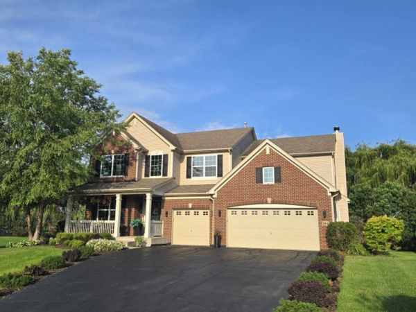 264 Rockville Lane , Gilberts, IL 60136