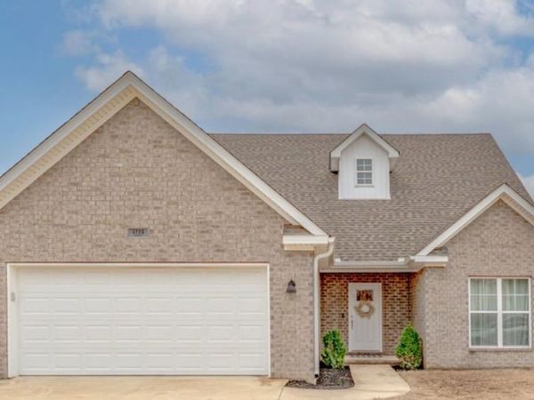 4725 Edgemont Dr, Jonesboro, AR 72405