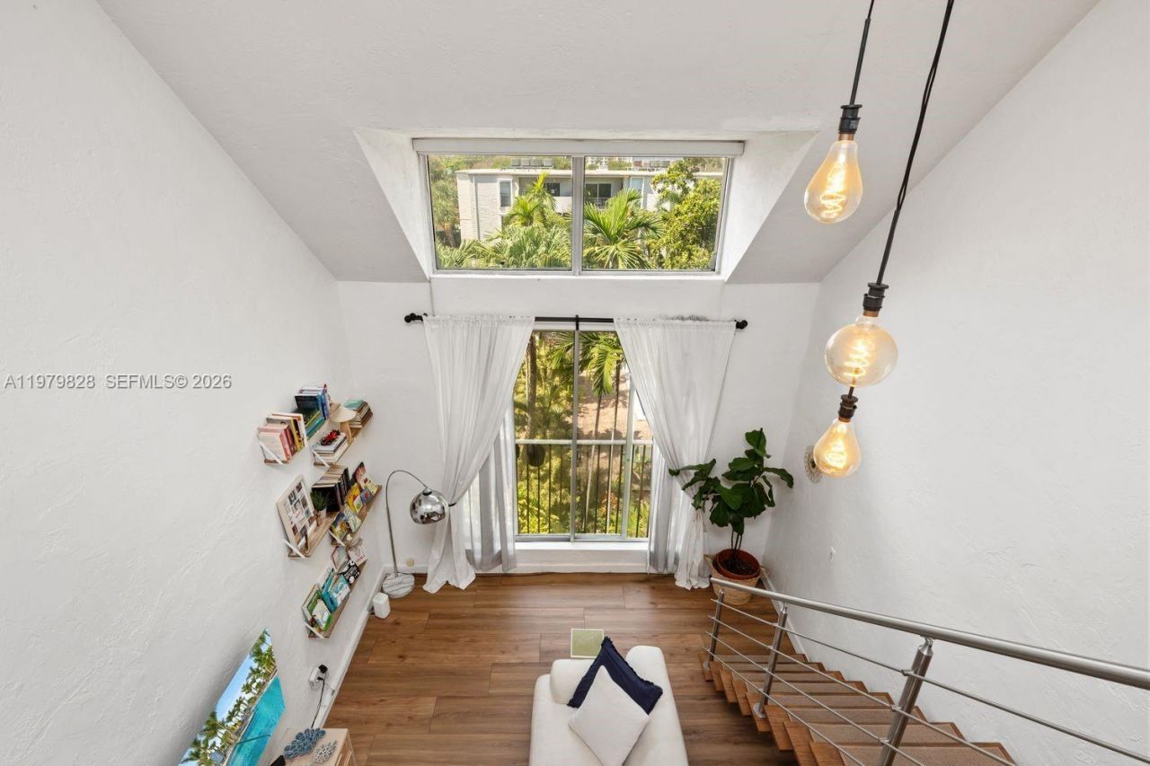 6884 N Kendall Dr, Unit C401, Pinecrest, FL 33156 Photo