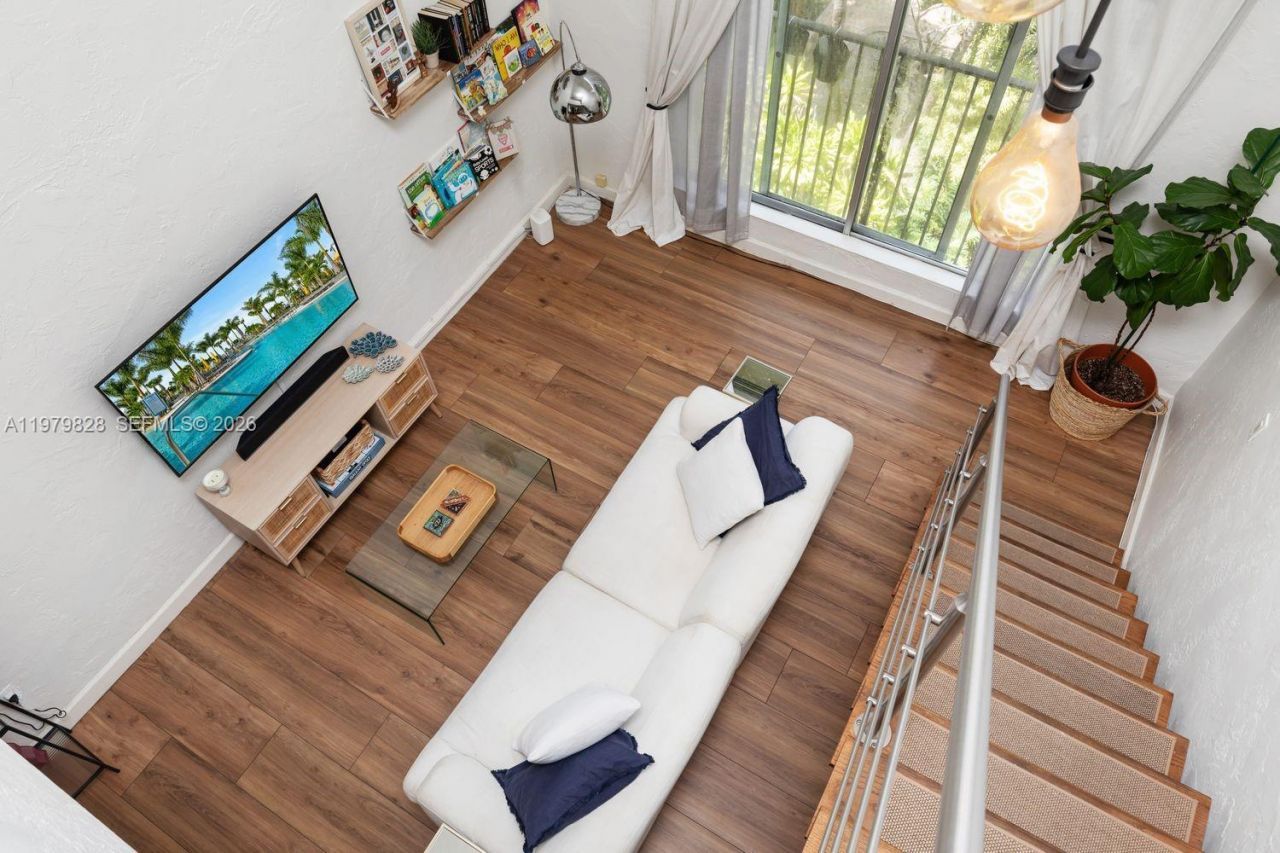 6884 N Kendall Dr, Unit C401, Pinecrest, FL 33156 Photo