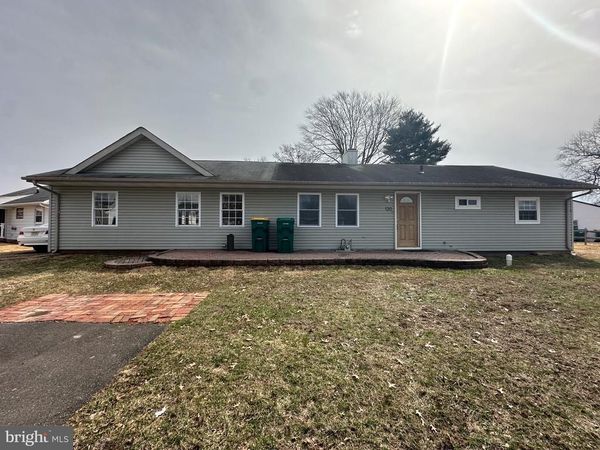 120 LEBBIE LANE , FAIRLESS HILLS, PA 19030
