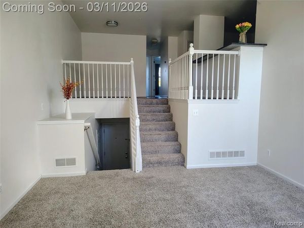 2875 BARCLAY Way, Ann Arbor, MI 48105