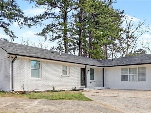 2447 Omaha Road SW, Atlanta, GA 30331