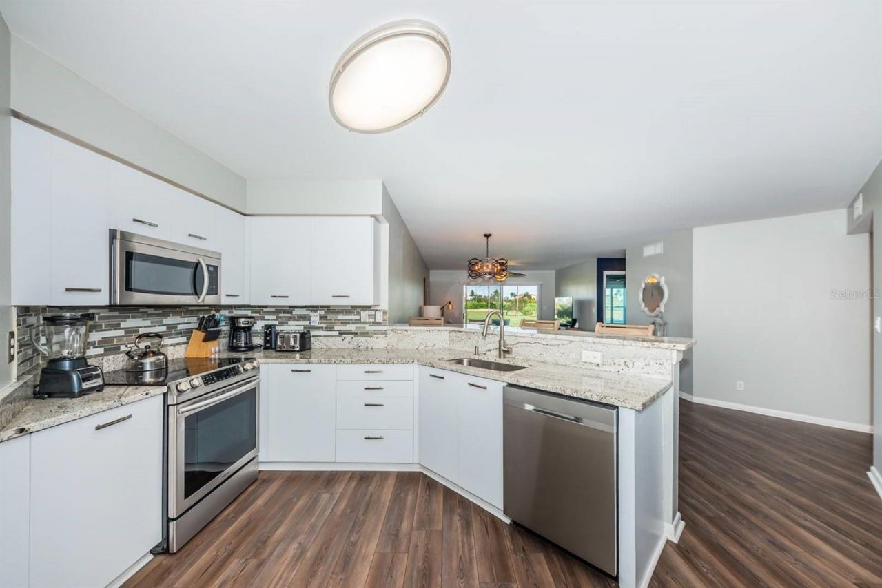 6151 Bahia Del Mar Boulevard , Unit 120, Saint Petersburg, FL 33715 Photo