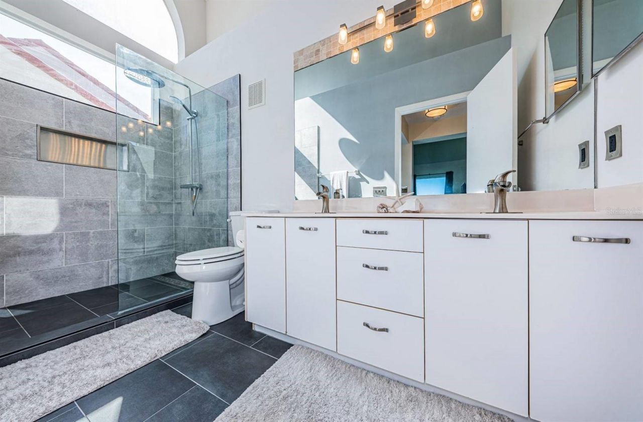 6151 Bahia Del Mar Boulevard , Unit 226, Saint Petersburg, FL 33715 Photo