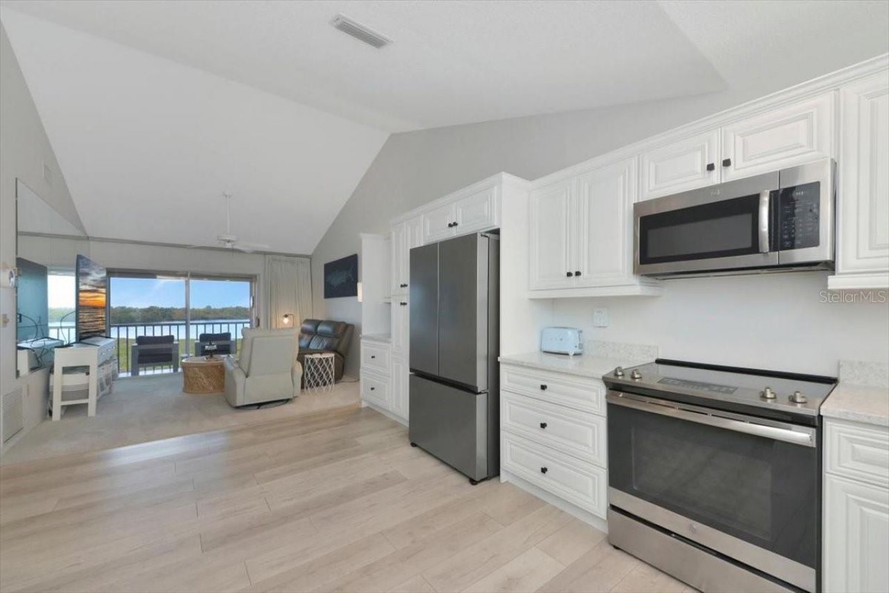 946 Sandpiper Circle , Unit 946, Bradenton, FL 34209 Photo