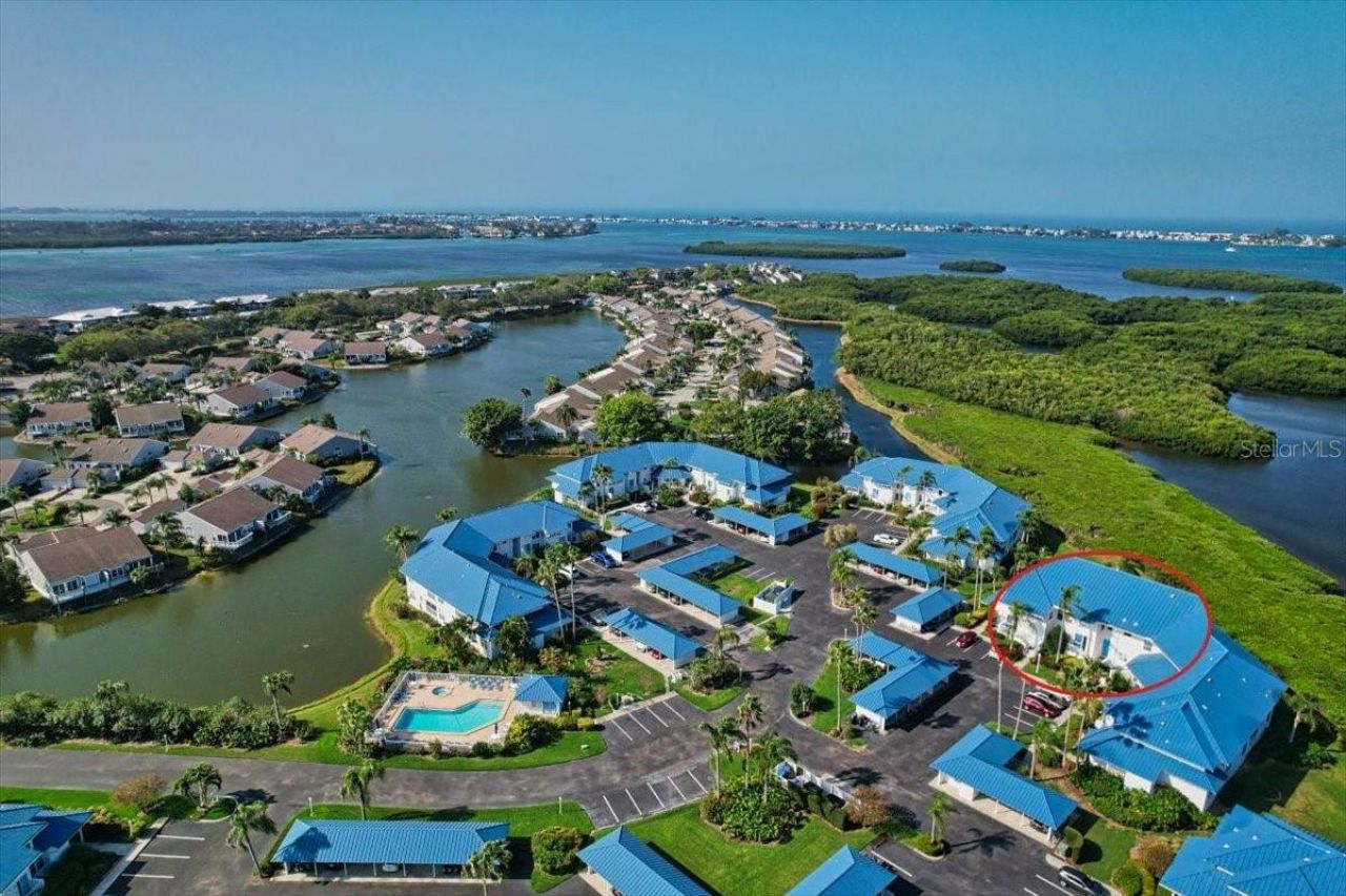 946 Sandpiper Circle , Unit 946, Bradenton, FL 34209 Photo