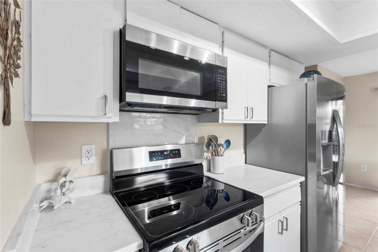 4611 Hidden View Place , Unit 25, Sarasota, FL 34235 Photo