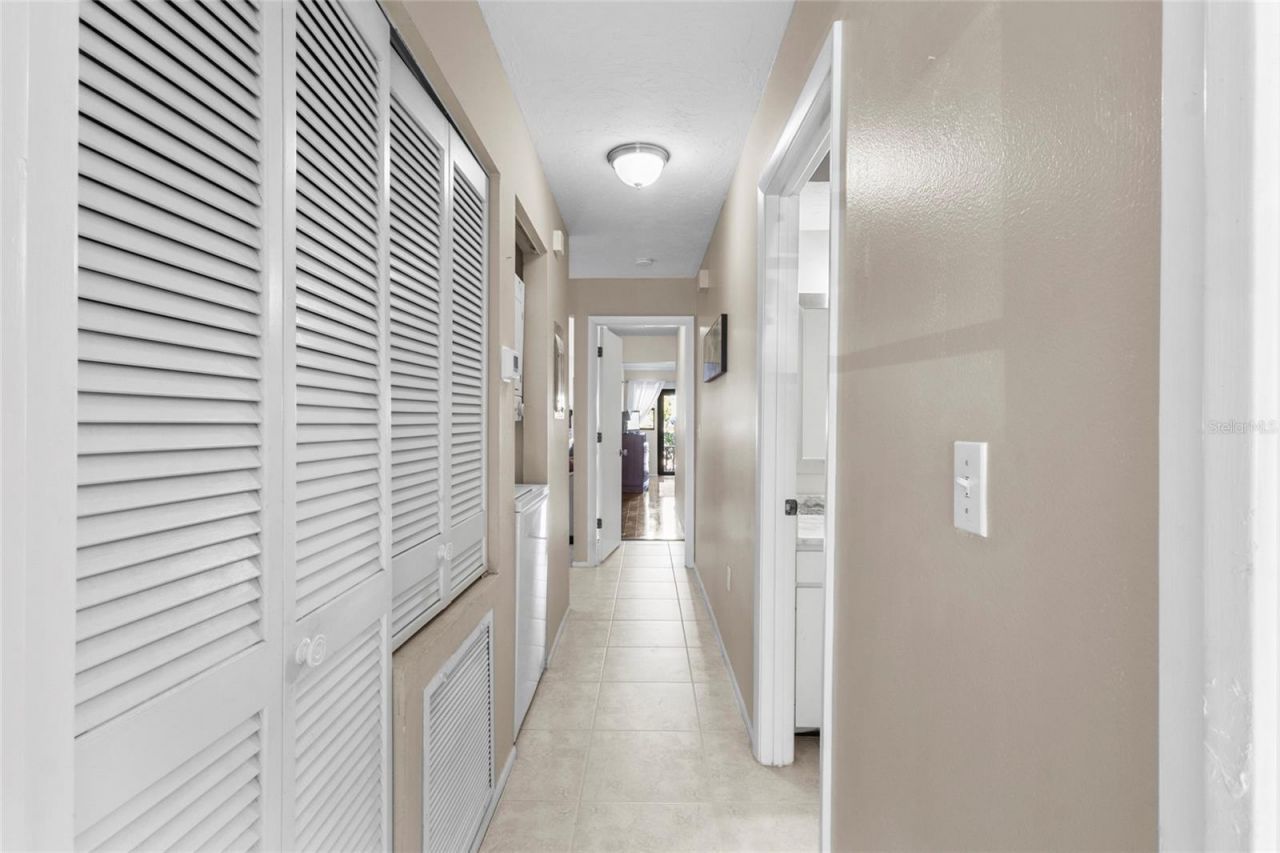 4611 Hidden View Place , Unit 25, Sarasota, FL 34235 Photo