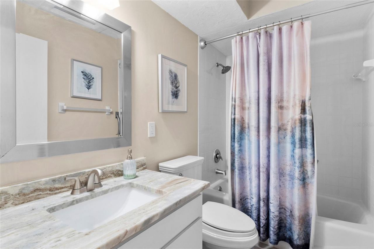4611 Hidden View Place , Unit 25, Sarasota, FL 34235 Photo