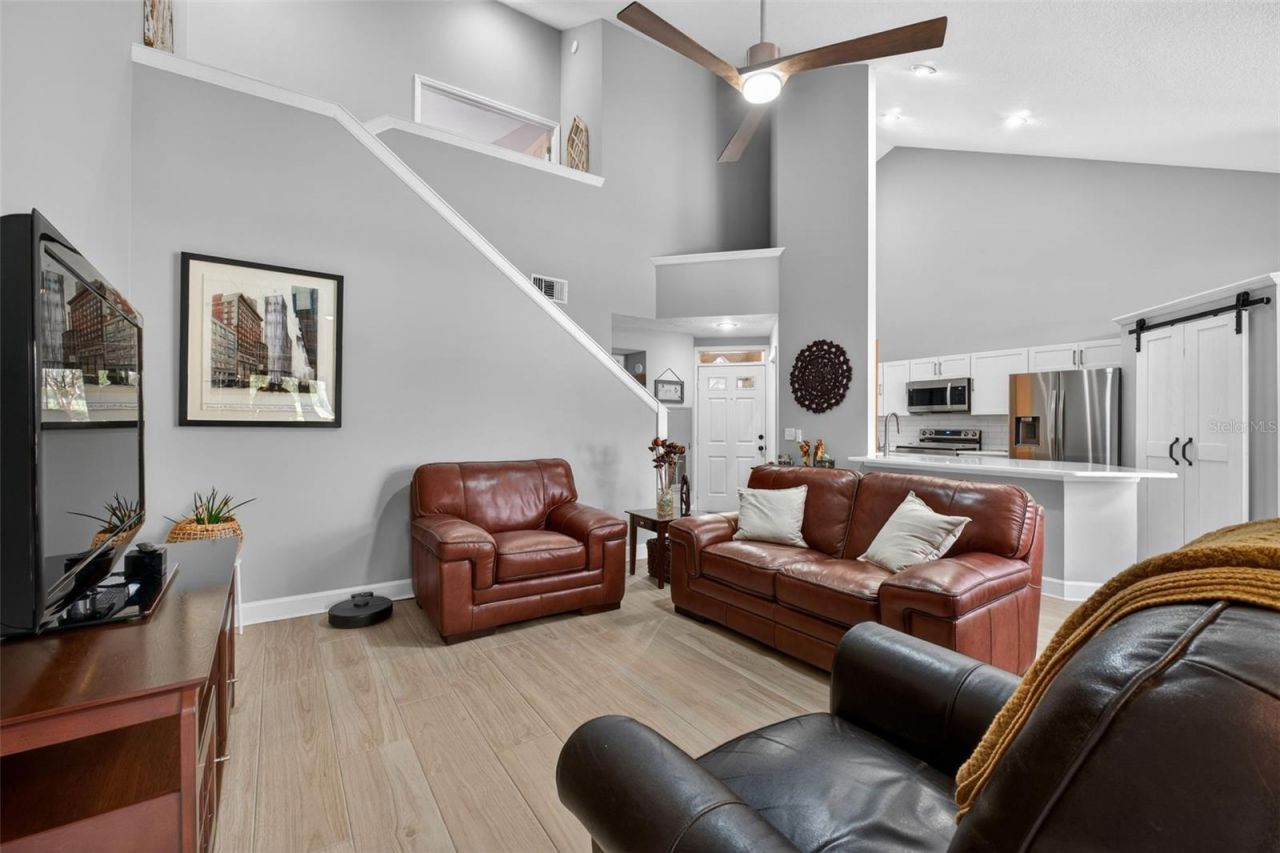 1432 Farrindon Circle , Lake Mary, FL 32746 Photo