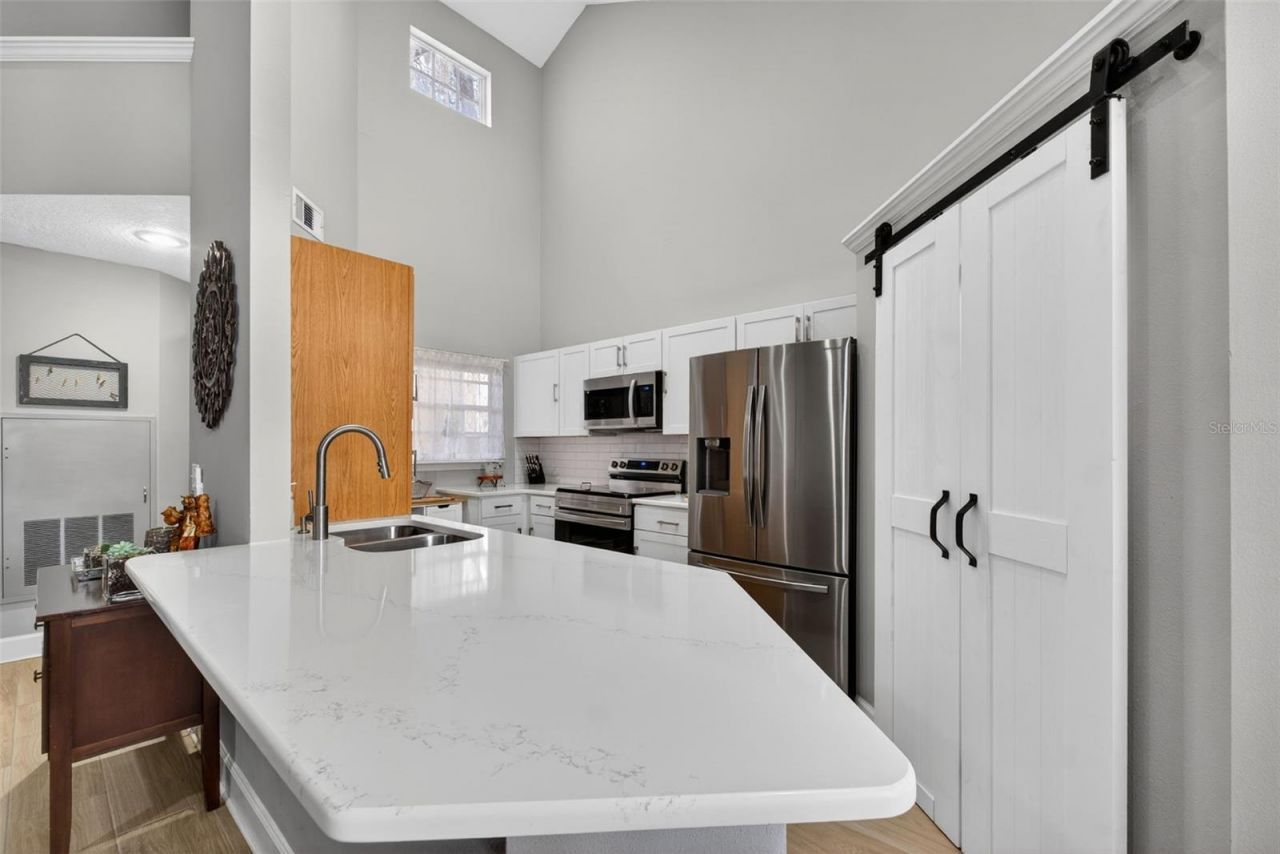 1432 Farrindon Circle , Lake Mary, FL 32746 Photo