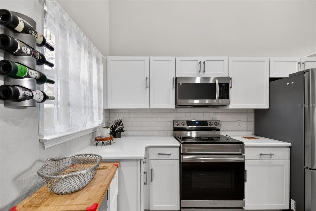 1432 Farrindon Circle , Lake Mary, FL 32746 Photo