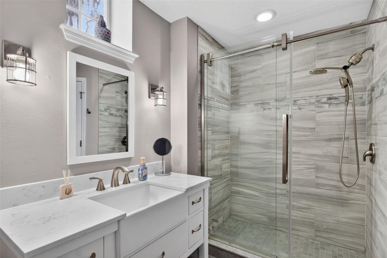 1432 Farrindon Circle , Lake Mary, FL 32746 Photo