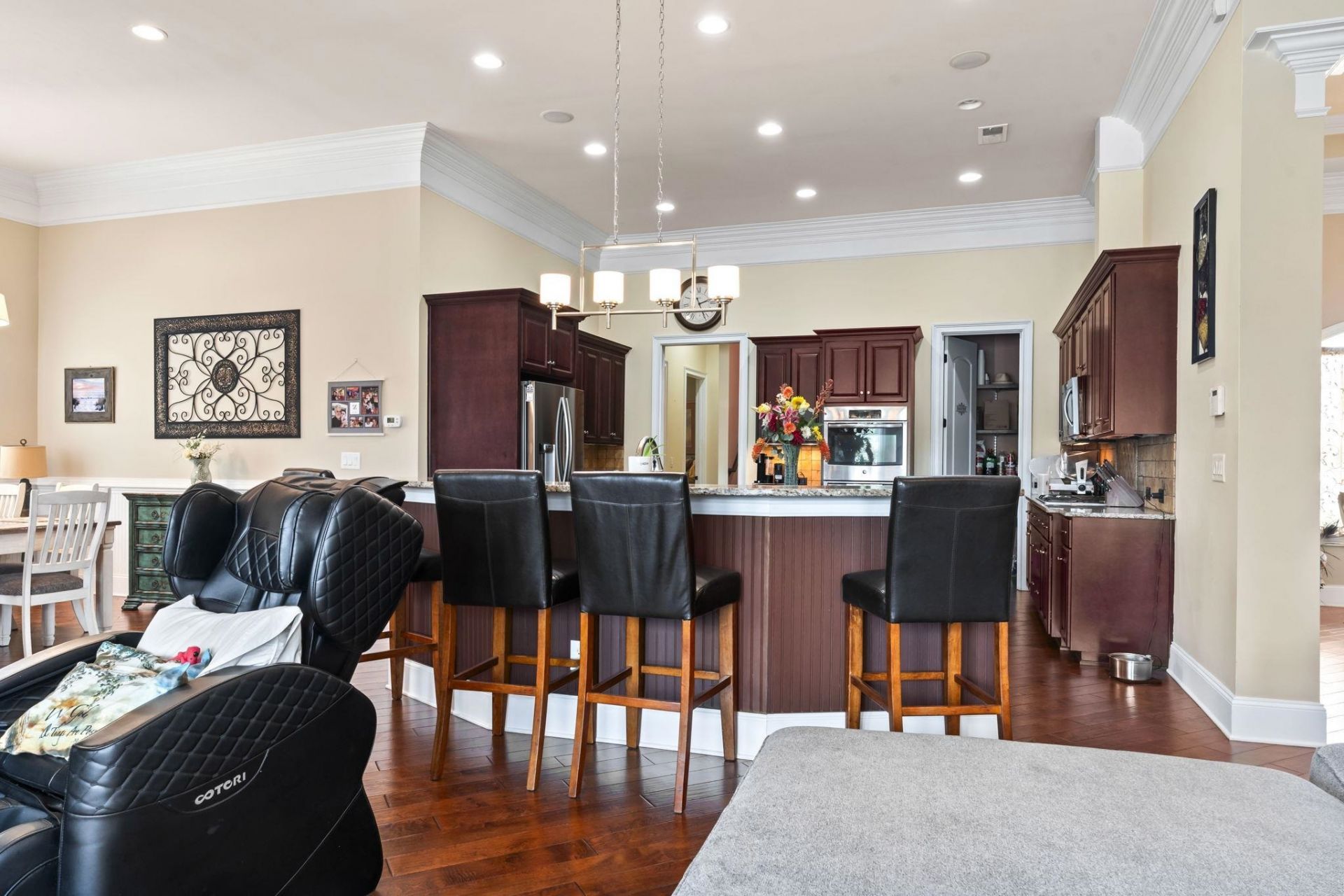9474 Carrington Dr. Photo 8