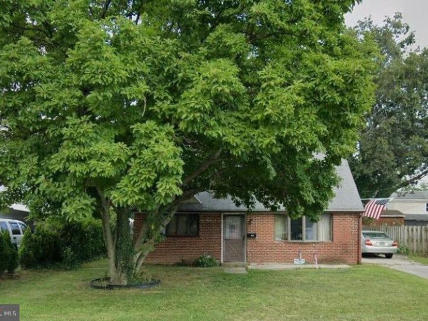 846 Bobwhite Lane, Secane, PA 19018 Main Photo