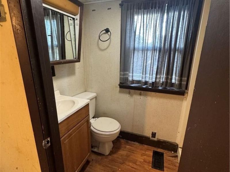 344 E Market Street, Urbana, OH 43078 Photo 14