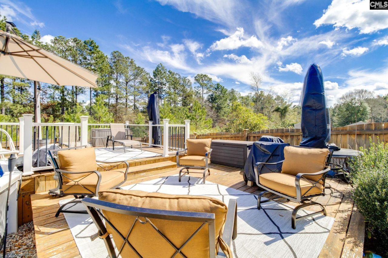 76 Driftwood Avenue Photo 19