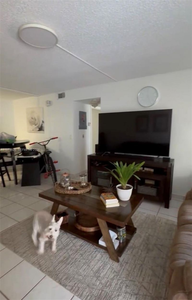 809 Twin Lakes Dr , Unit 32-A, Coral Springs, FL 33071 Photo