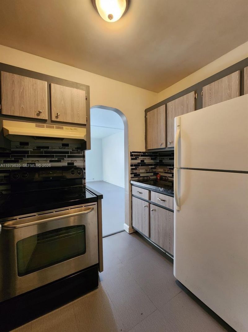 1851 NE 62nd St, Unit 610, Fort Lauderdale, FL 33308 Photo