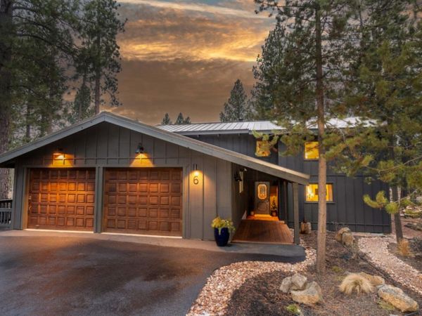 17579 Pathfinder Lane, Unit 6, Sunriver, OR 97707