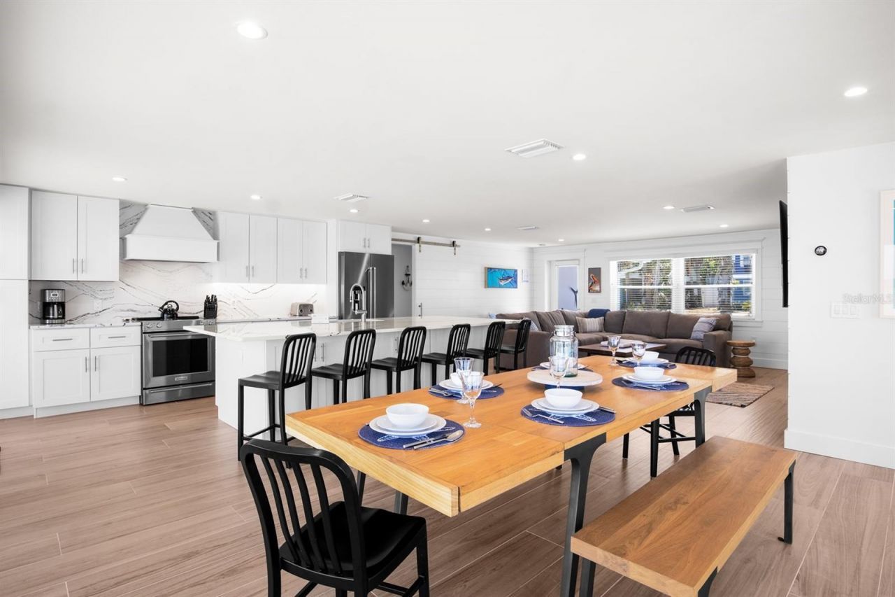 306 S Bay Boulevard, Anna Maria, FL 34216 Photo