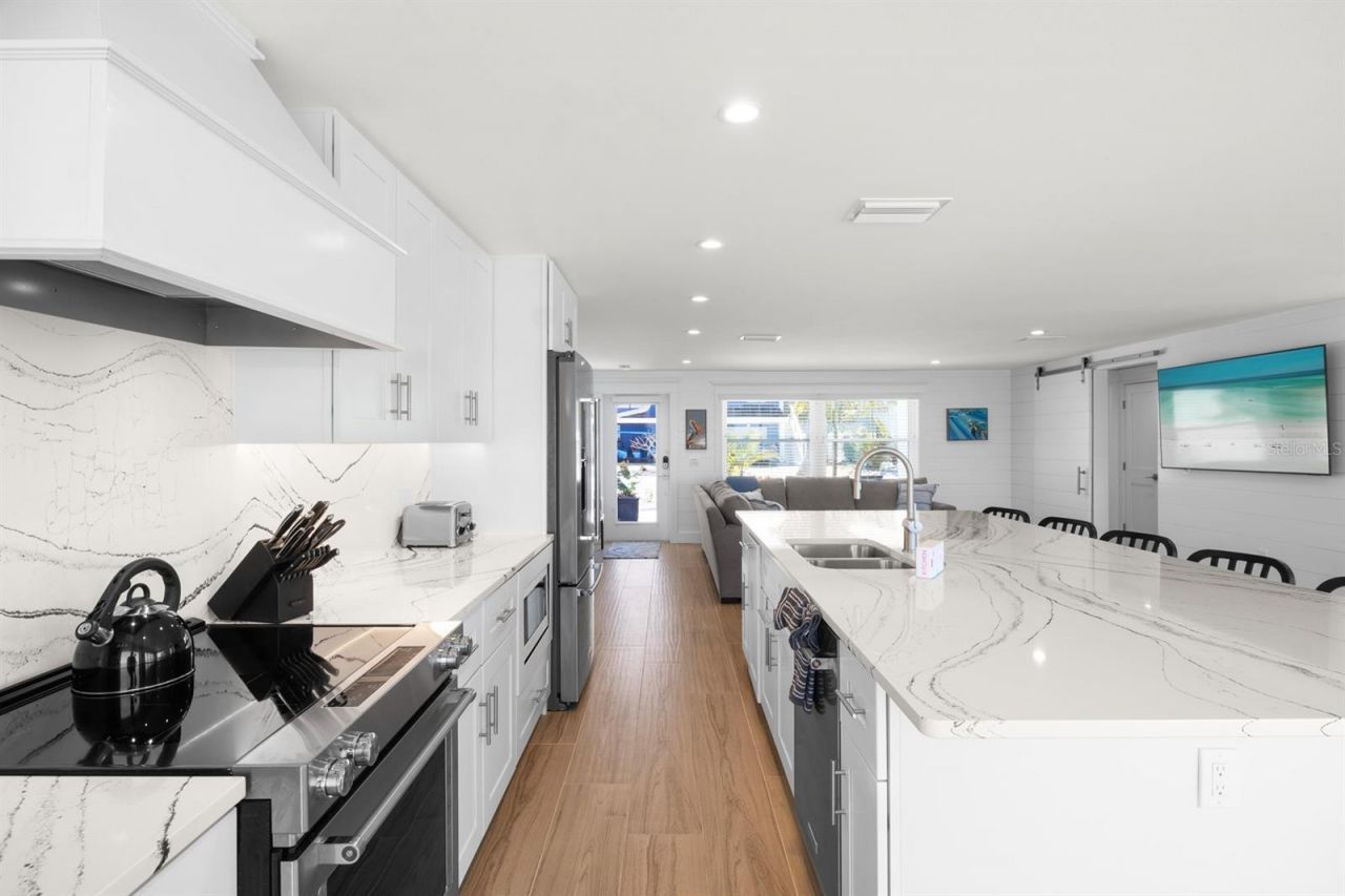 306 S Bay Boulevard, Anna Maria, FL 34216 Photo