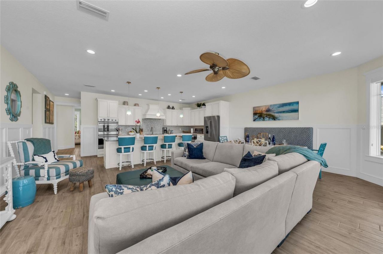 303 S Bay Boulevard , Anna Maria, FL 34216 Photo