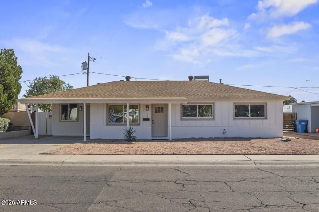 1123 E Alice Avenue, Phoenix, AZ 85020 Main Photo