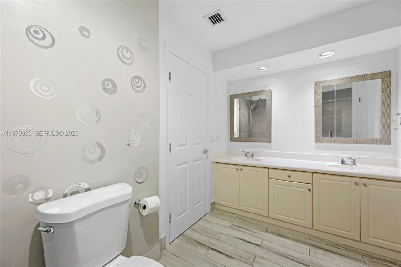 21009 NE 31st Ave, Aventura, FL 33180 Photo