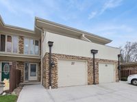 27 Sorrento Drive, Palos Heights, IL 60463 primary photo