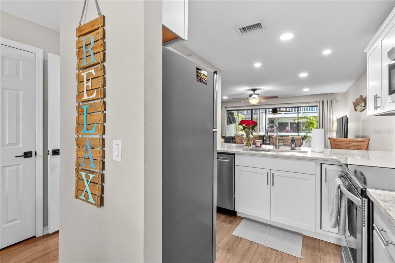 1752 Stickney Point Road , Unit 102, Sarasota, FL 34231 Photo