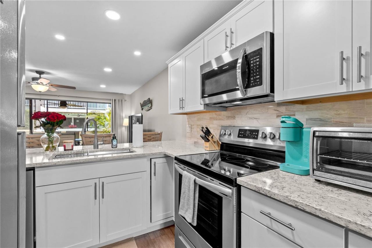 1752 Stickney Point Road , Unit 102, Sarasota, FL 34231 Photo