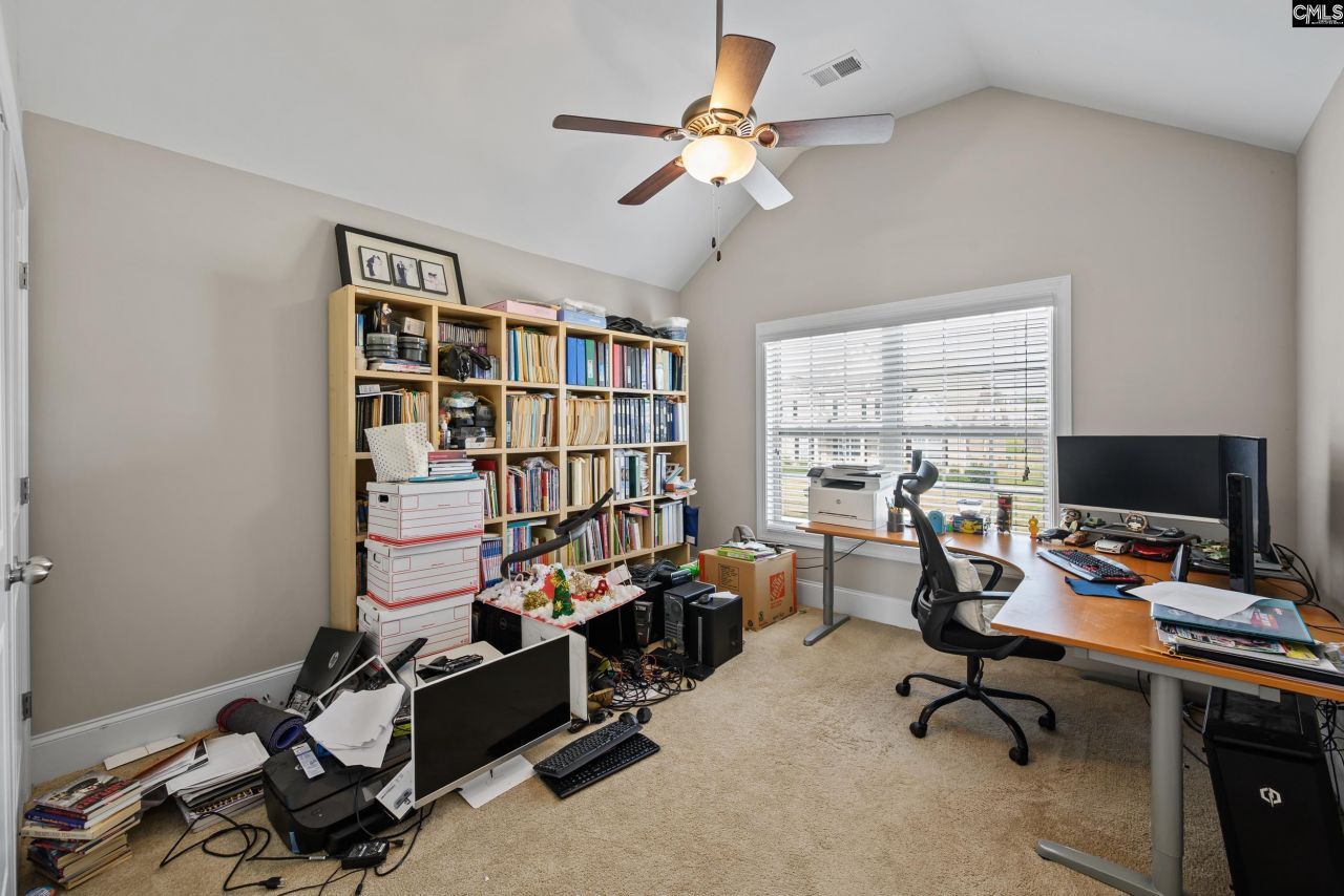 577 New Cutt Lane Photo 12