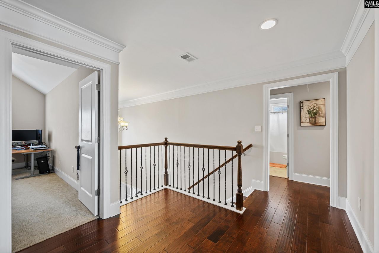 577 New Cutt Lane Photo 13