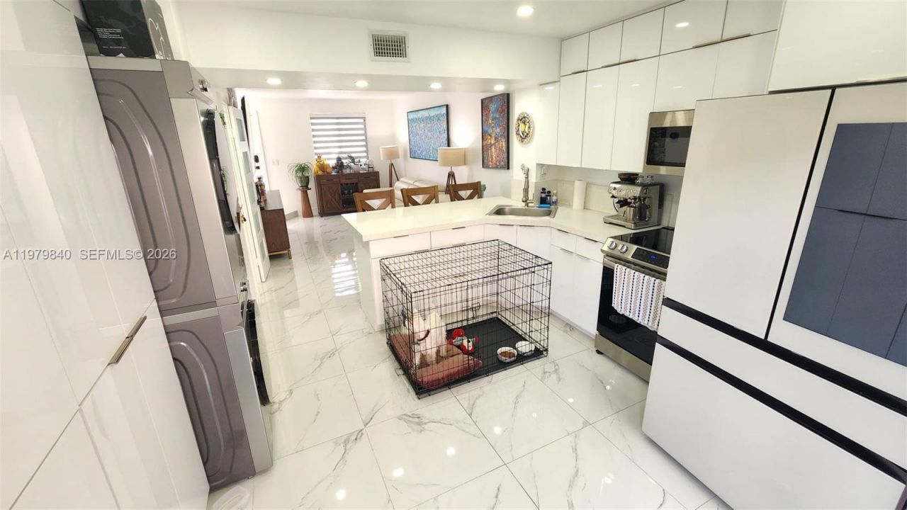 1921 SW 107th Ave, Unit 509, Miami, FL 33165 Photo