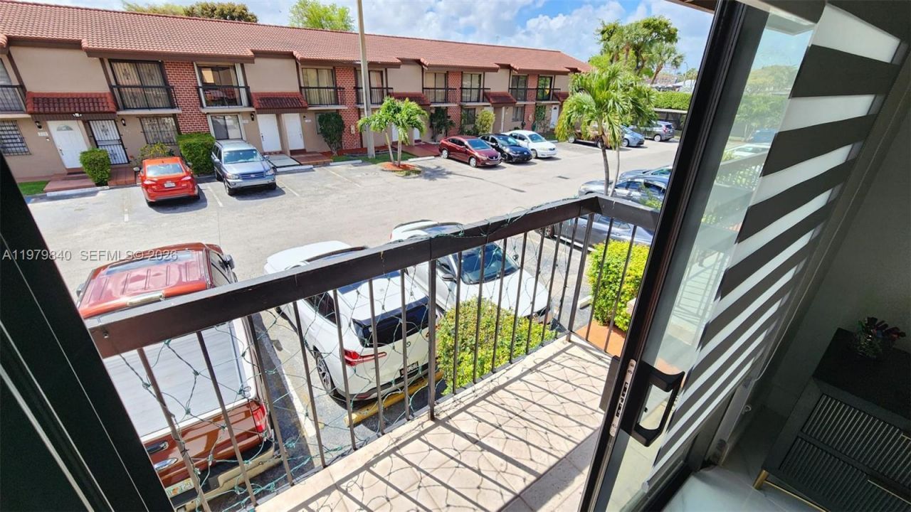 1921 SW 107th Ave, Unit 509, Miami, FL 33165 Photo